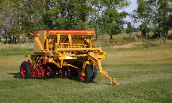 CroppedImage350210-Haybuster-SeedDrills-77C-Y23.jpg