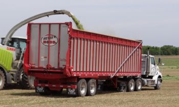 CroppedImage350210-MFE-9100RT-BossSemiAgTrailer2019.jpg