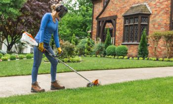 CroppedImage350210-Stihl-BattEdgers-22.jpg