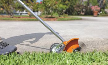 CroppedImage350210-Stihl-HomeownersEdgers-22.jpg