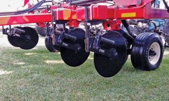 CroppedImage350210-Yetter-ToolbarMountCoult-2022.jpg